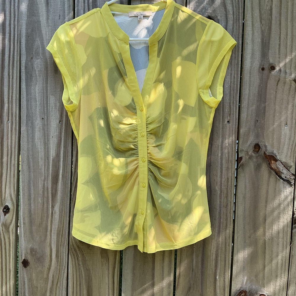 Los Serein Yellow Sheer Button-Up Top